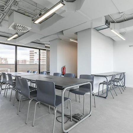 Micampus Madrid Sinesio Delgado Student Residence Eksteriør billede