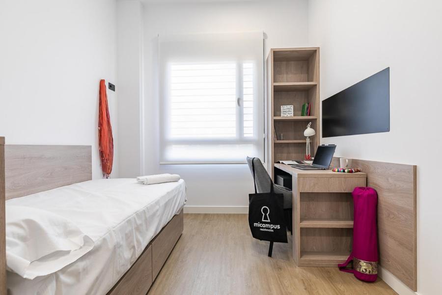 Micampus Madrid Sinesio Delgado Student Residence Eksteriør billede