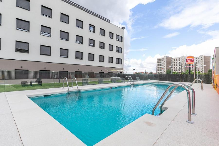 Micampus Madrid Sinesio Delgado Student Residence Eksteriør billede