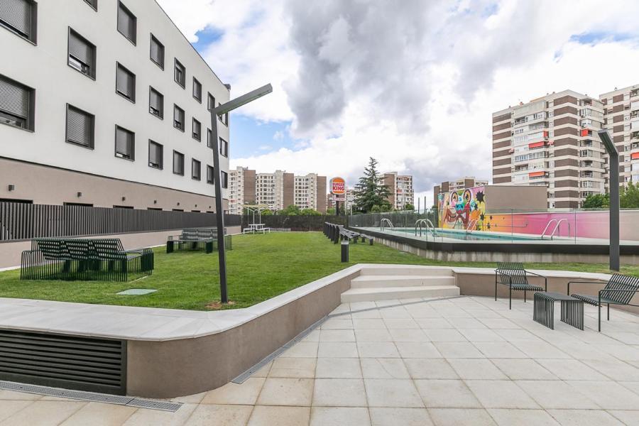 Micampus Madrid Sinesio Delgado Student Residence Eksteriør billede
